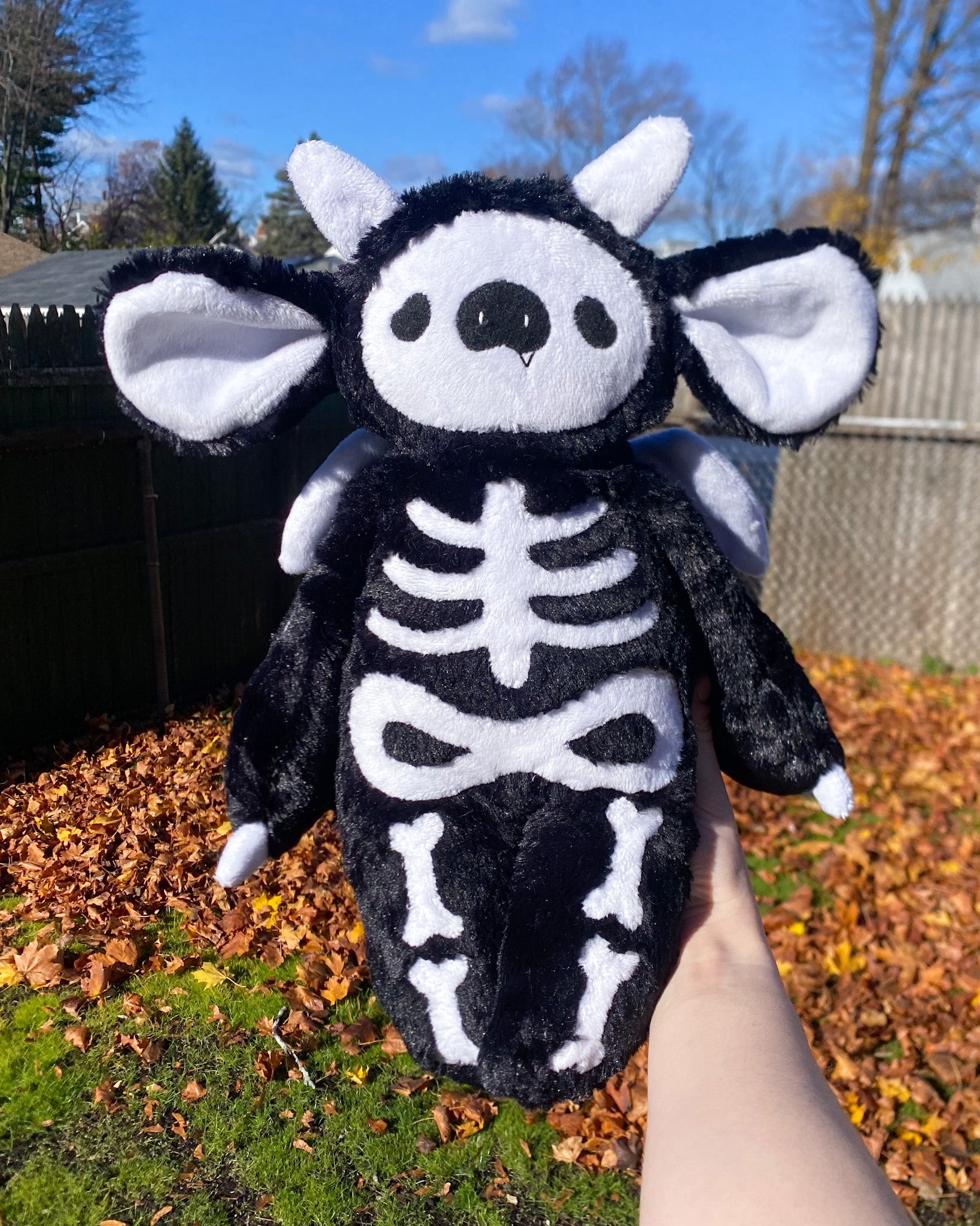 Mr. Rattlebone the skeleton Dragon – Hazy Daizy
