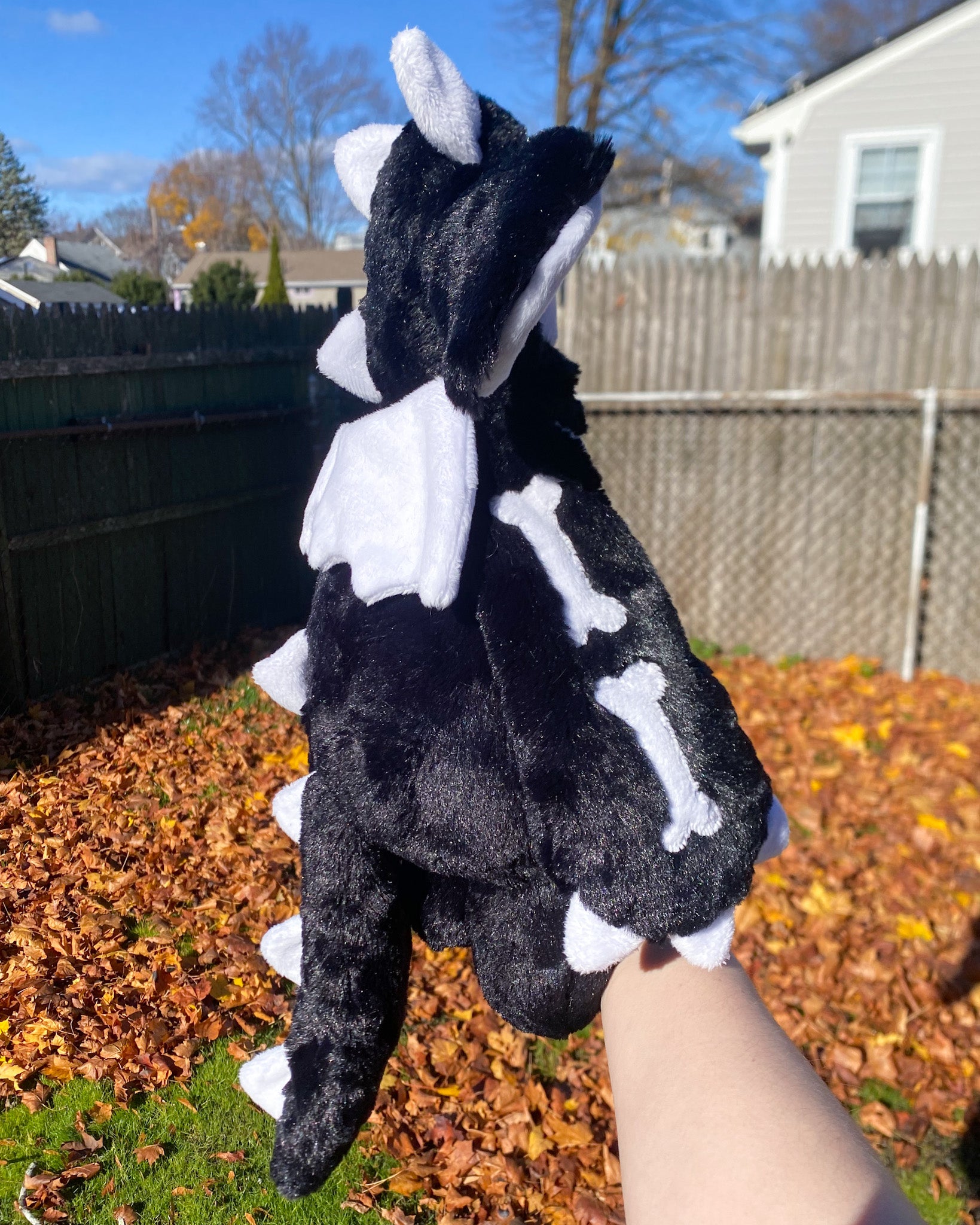 Mr. Rattlebone the skeleton Dragon – Hazy Daizy